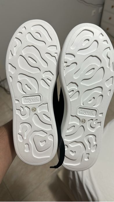 Sapatilha Alexander McQueen Tam 42