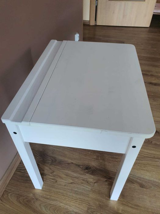 Biurko dziecięce IKEA Sundvik – białe, dobry stan