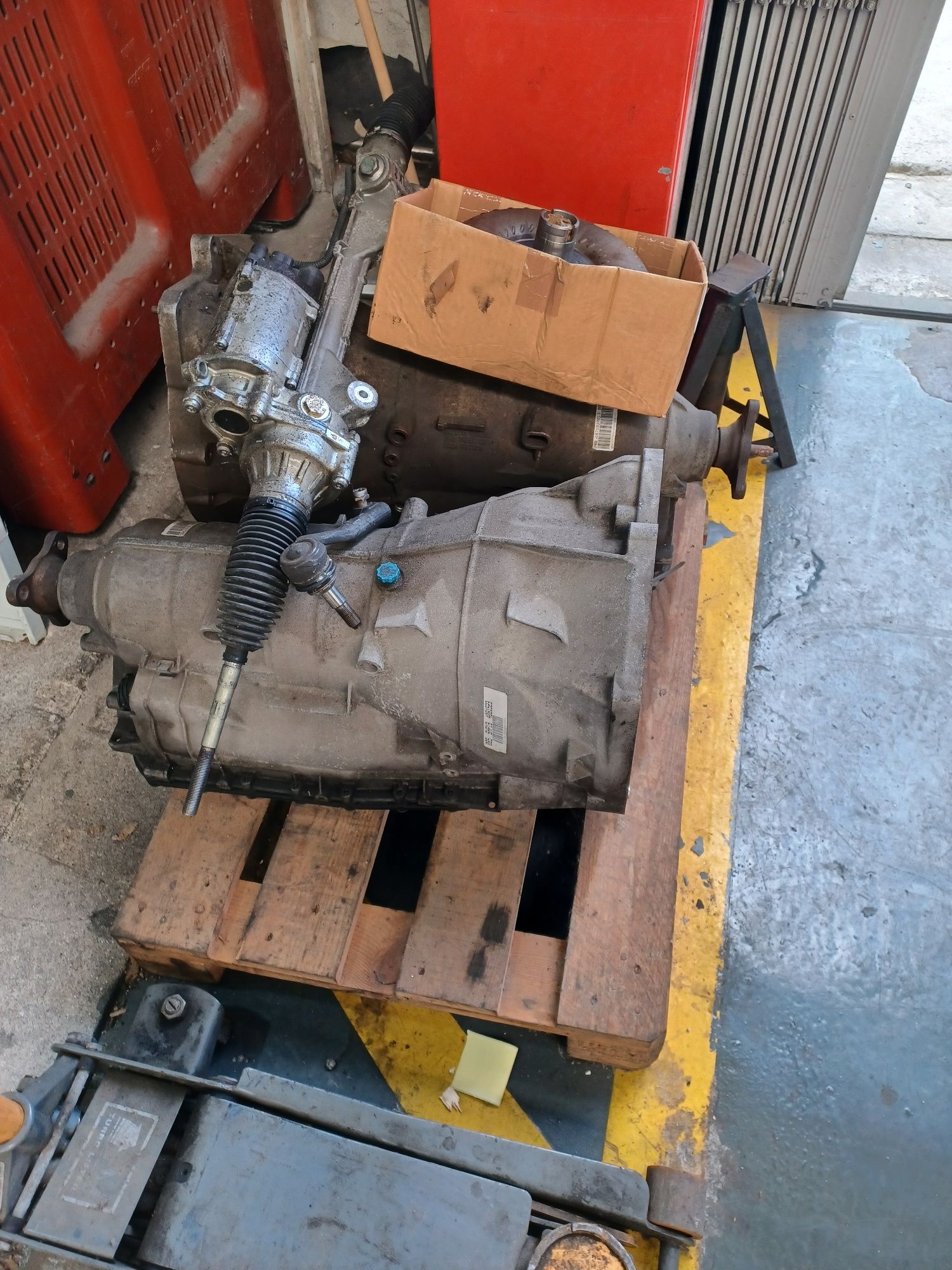 2 Caixas de velocidades automaticas  BMW 630i / 530i c/ Mecatronic e T