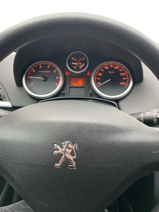 Продам автомобіль Peugeot 207, 2011р. Пробіг 192 тис.км.