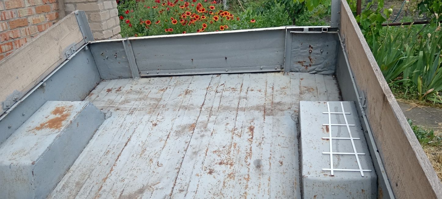 Продам прицеп б/у