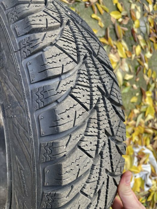 Продам зимову резину R14 175/65  як нова
