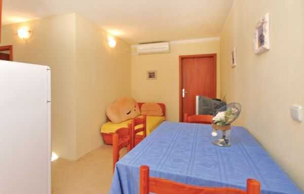 Chorwacja, wrzesień, Omis-Mimice, apartament dla 5 osób, z basenem