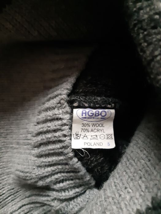 Szara męska zimowa czapka z dodatkiem wełny