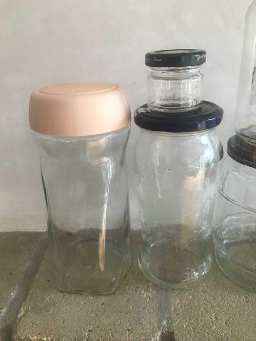 Słoiki szklane z zakrętkami 900 ml i mniej 10 sztuk