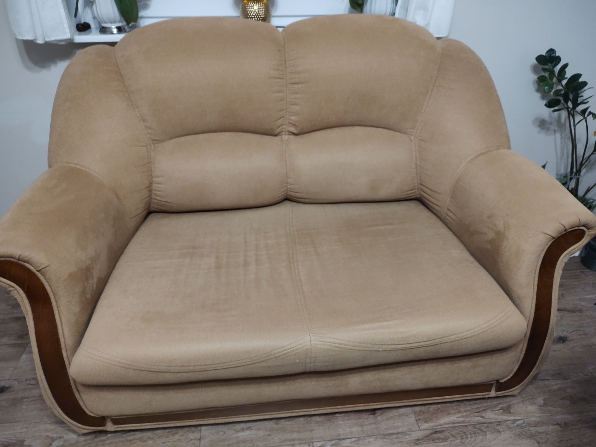 Sofa dwuosobowa nierozkładana