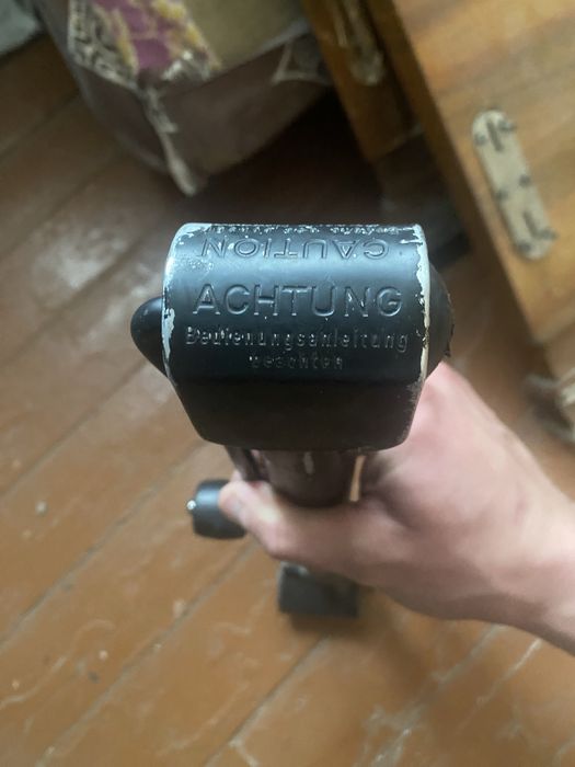 Продам домкрат оригинал е38 бмв