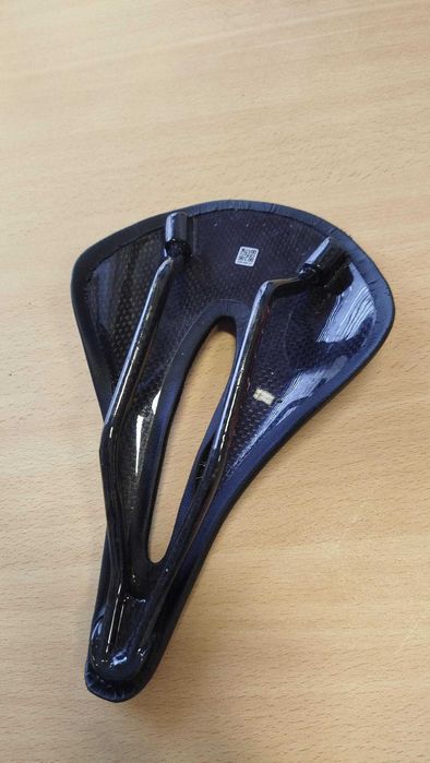 Material Bicicleta Estrada e BTT (selim carbono, cassetes, etc)