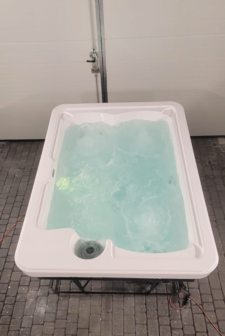 Jacuzzi SLIM 3os całoroczne jakuzi balia EUROLINE spa wellness