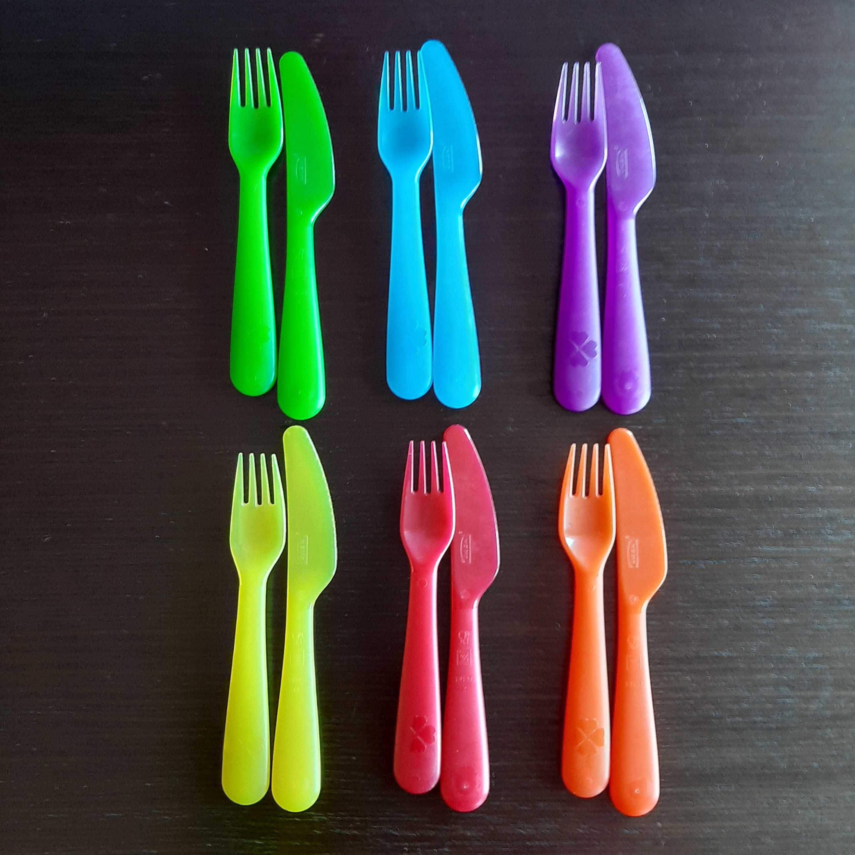 12 Talheres Plástico Coloridos