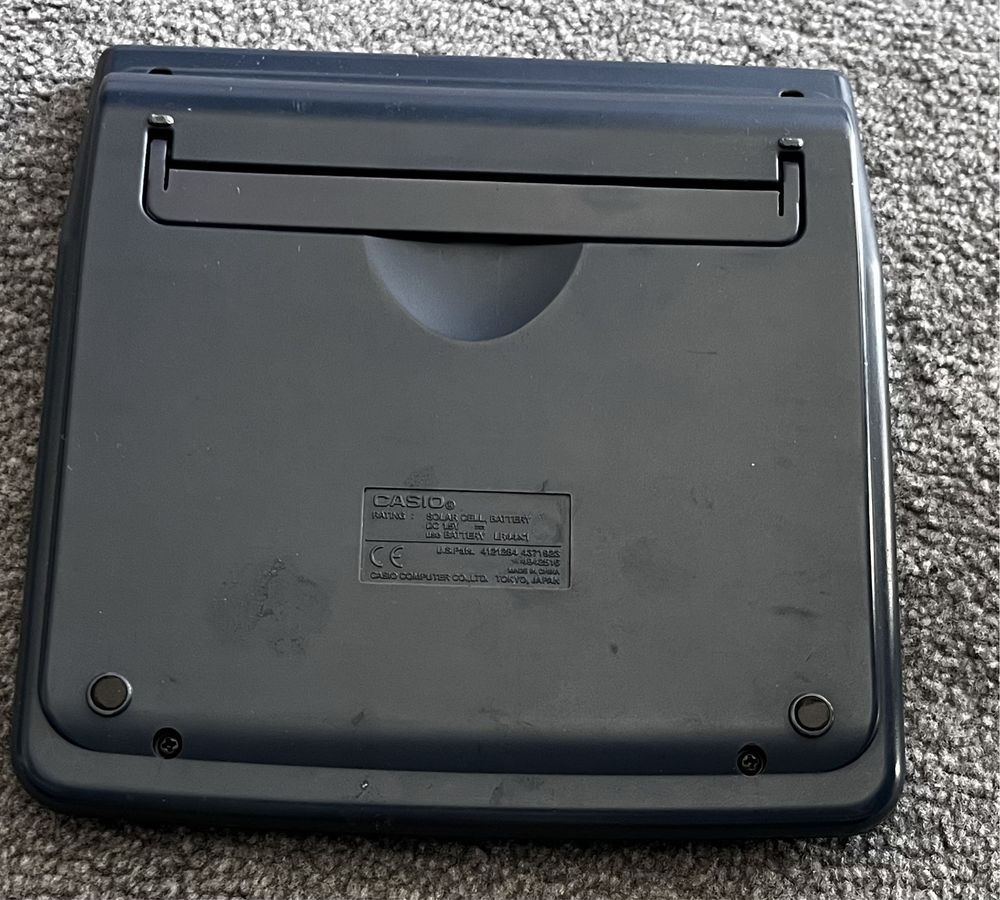 Calculadora solar de mesa Casio D-20ER como nova