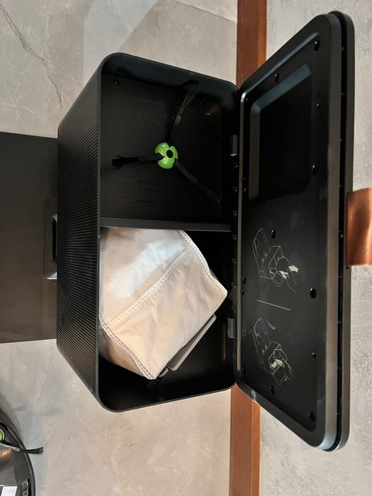 Robot sprzątający IROBOT Roomba Combo j7+
