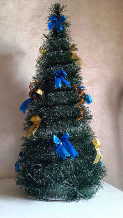 Ёлка искусственная