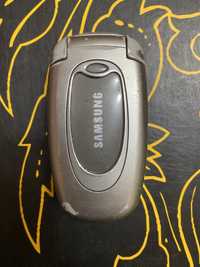 Телефон андроид Samsung