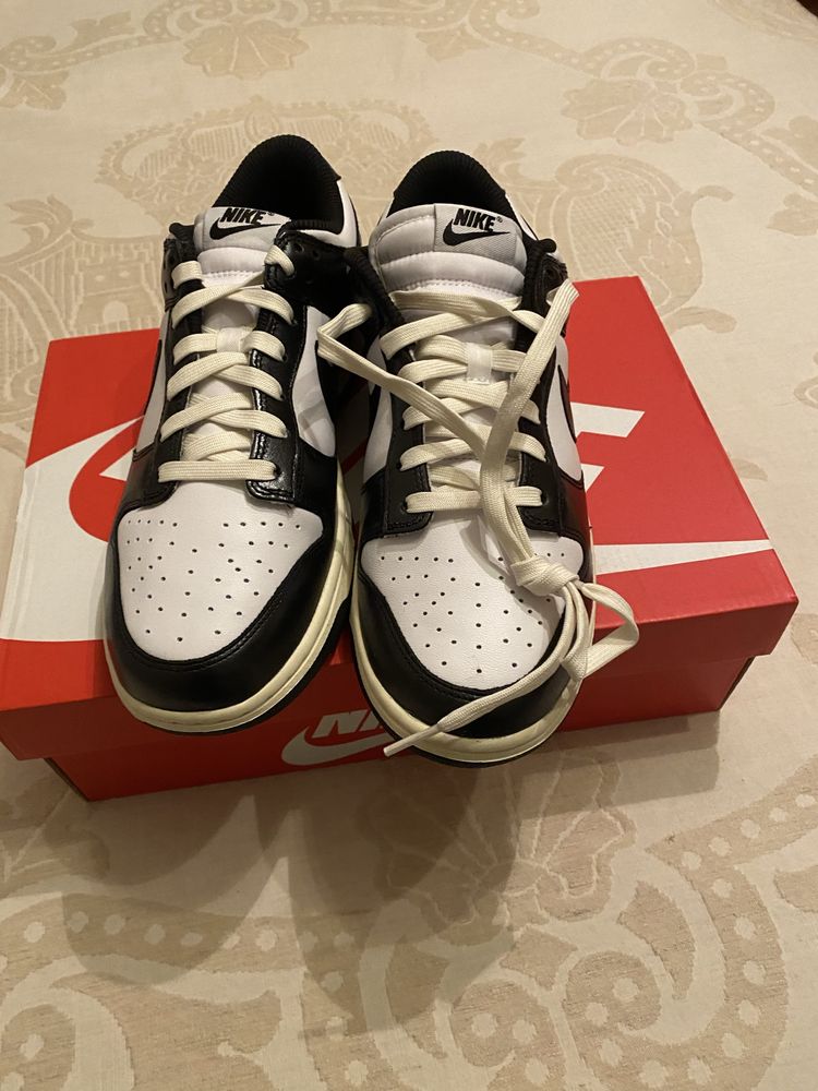 Nike Dunk Low Premium