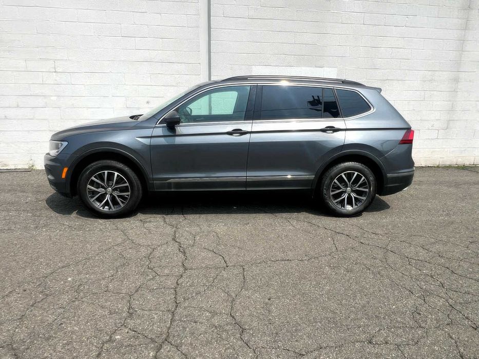 Volkswagen Tiguan SE R-Line      2020