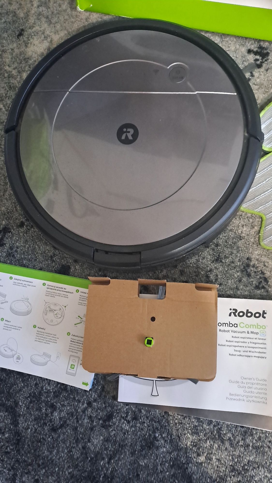 Robot odkurzająco-mopujący