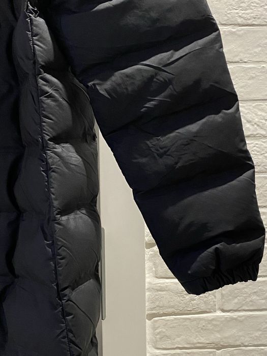 Пуховик жіночий