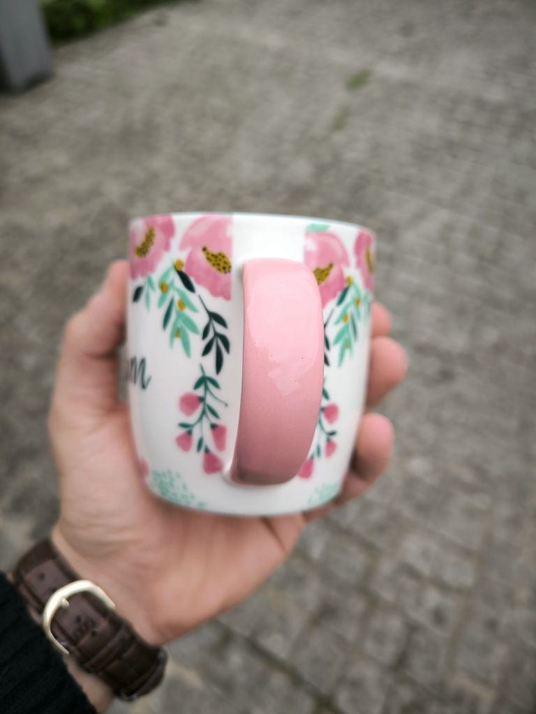 Caneca "MUM" (Mãe)