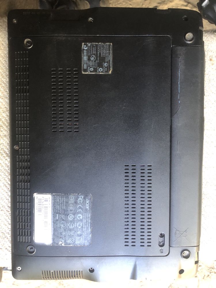 Продам нетбук Aser aspire one 725C7Cbb.