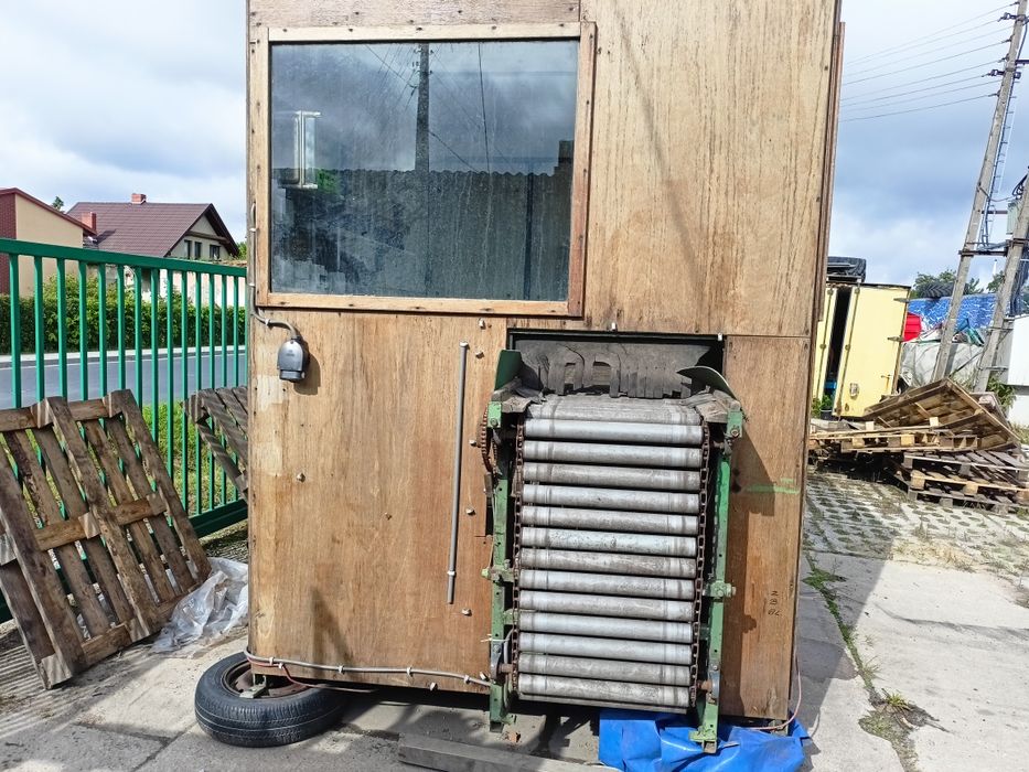 Stół przebierczy  zabudowany ocieplany unikat taśmociąg rolki