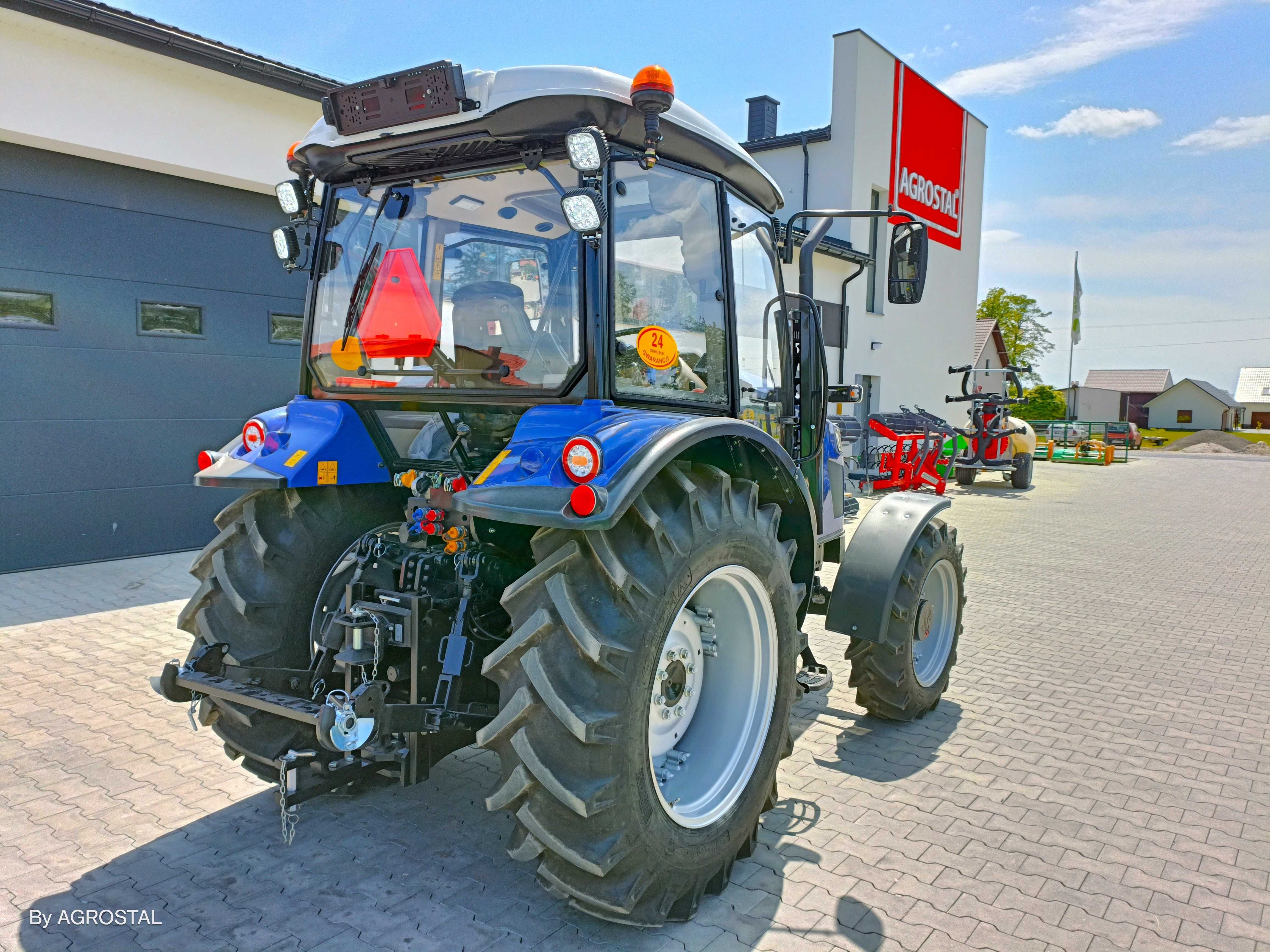 Ciągnik traktor FARMTRAC 680DT V KING 74KM od ręki! AGROSTAL