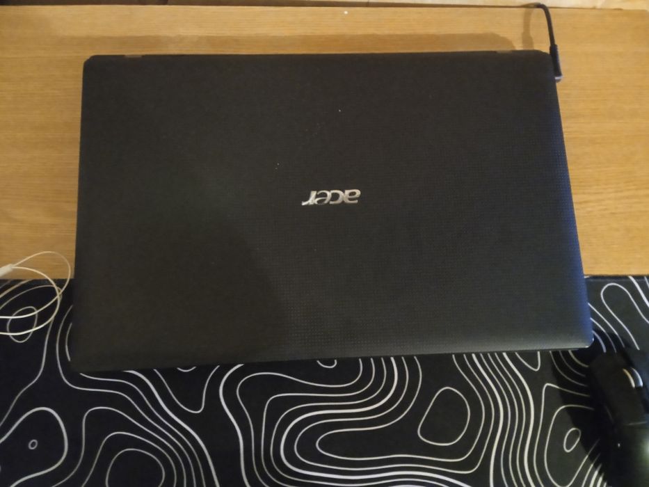 Ноутбук Acer Aspire 7750G для учебы, работы, игр