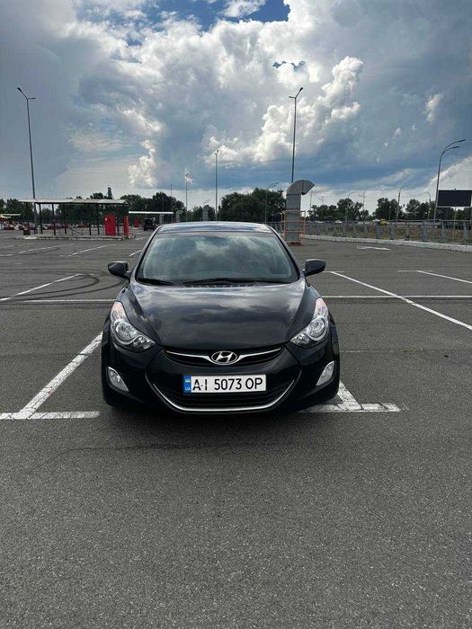 Hyundai Elantra 2011