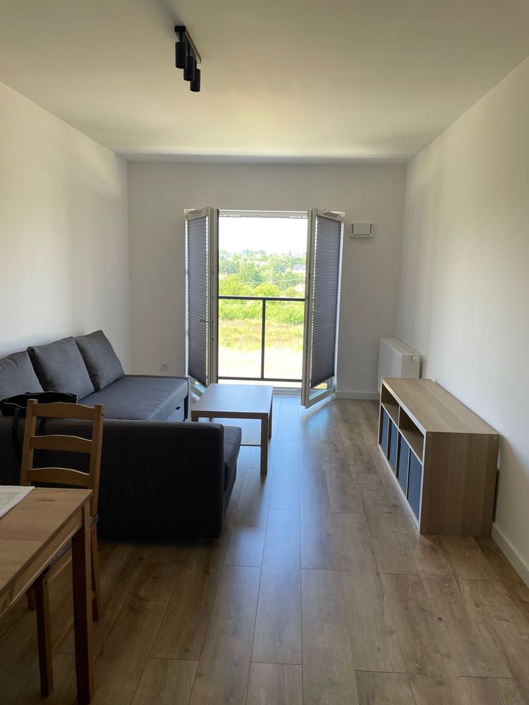 Dwupokojowe mieszkanie z balkonem ( Księże Górki )