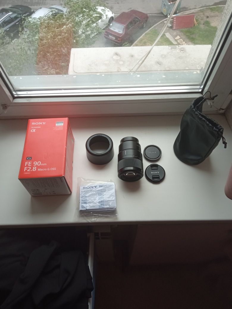 Sony FE 90mm 2.8 macro g oss SEL90M28G