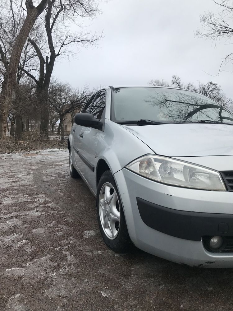 Renault Megane II 2005г 1,4 газ/бензин