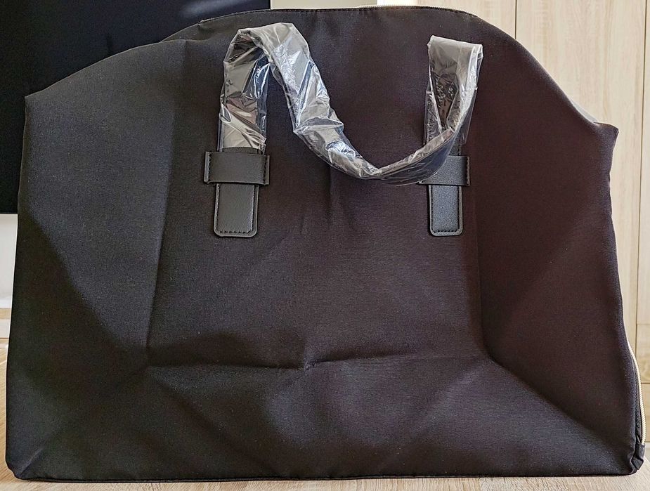 Nowa czarna torba podróżna weekendowa biznesowa Hugo Boss Boss Parfums