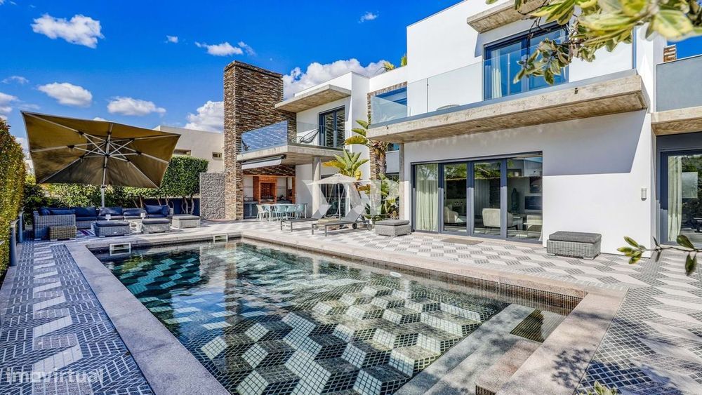 Moradia de Luxo 5 Quartos com Piscina no Alsakia, Fonte Santa - Quarte