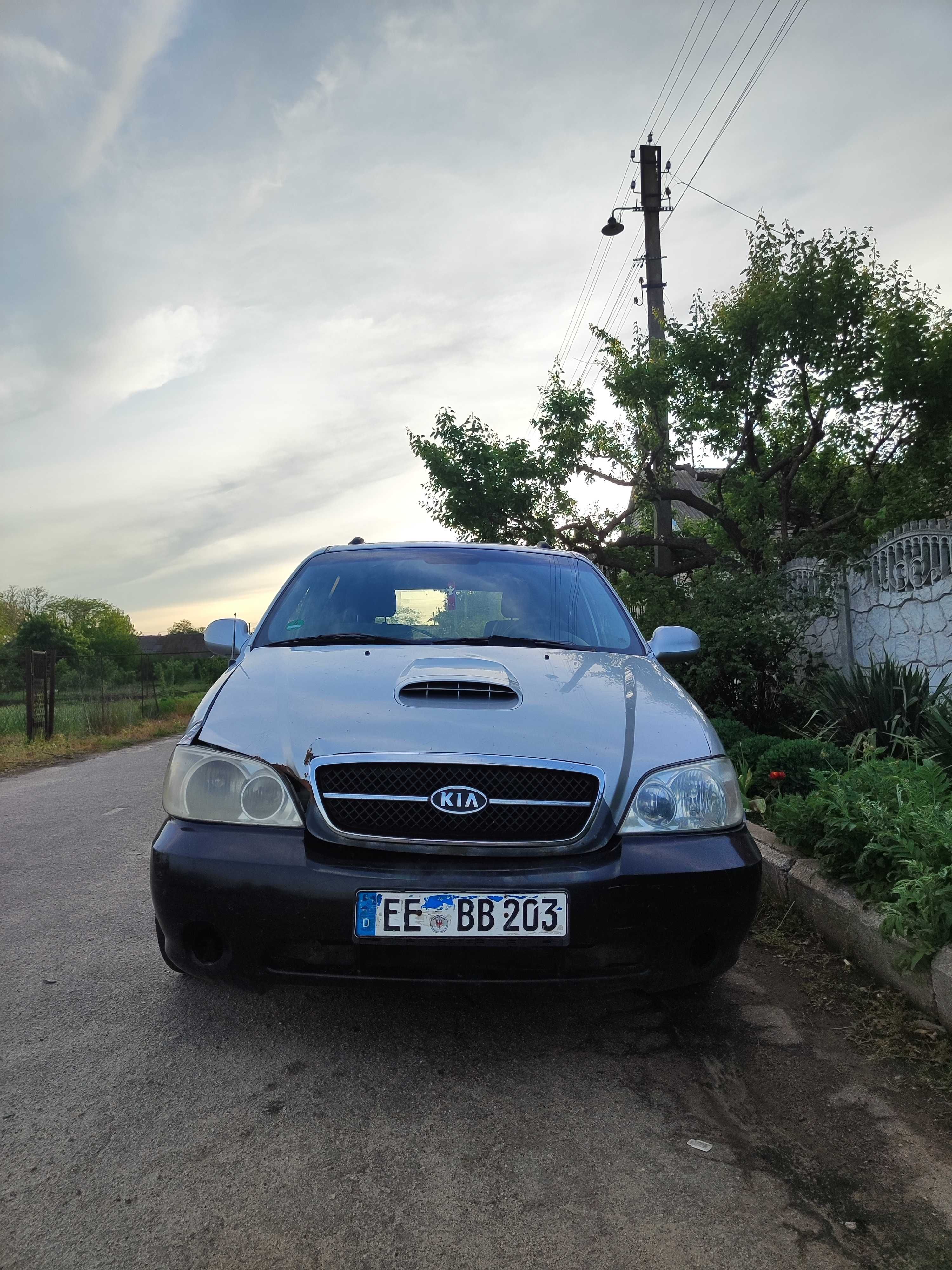 Kia Carnival 2005 року 2.9 turbo