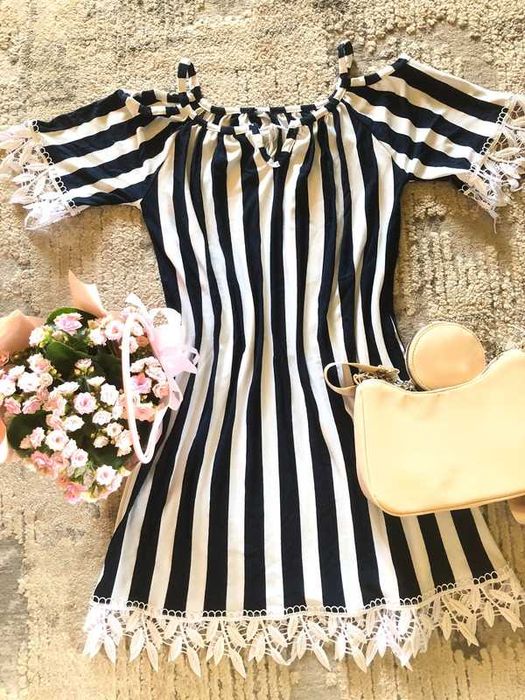 Letnia krótka Sukienka 38 paski czarno-białe