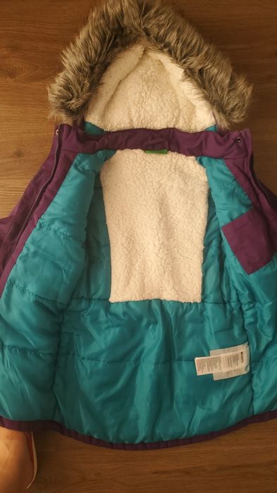 Зимова куртка mountain warehouse 128 см (стан нової)