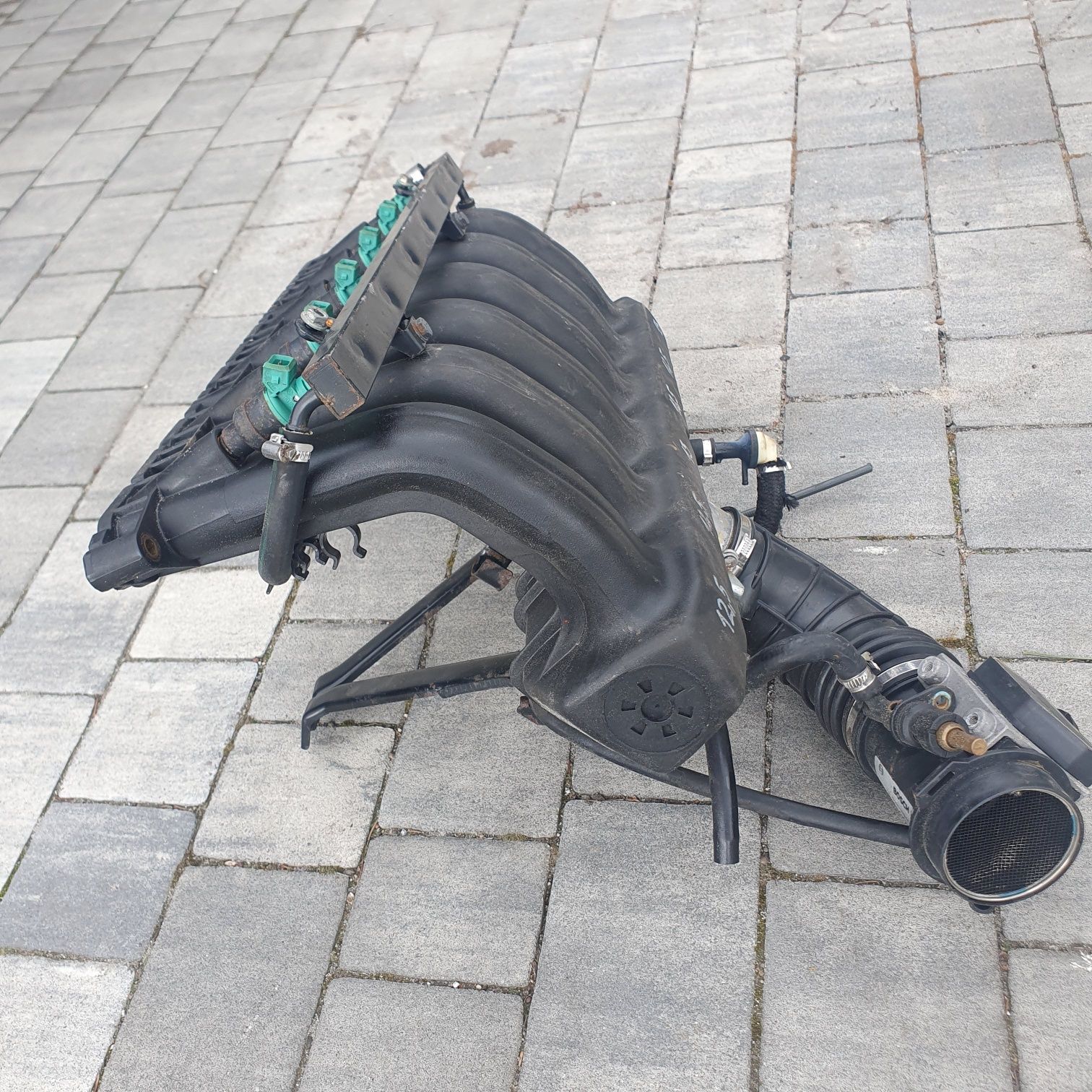 Kolektor ssący dolotowy przepustnica M50B25 BMW E39 E36 E34 E30