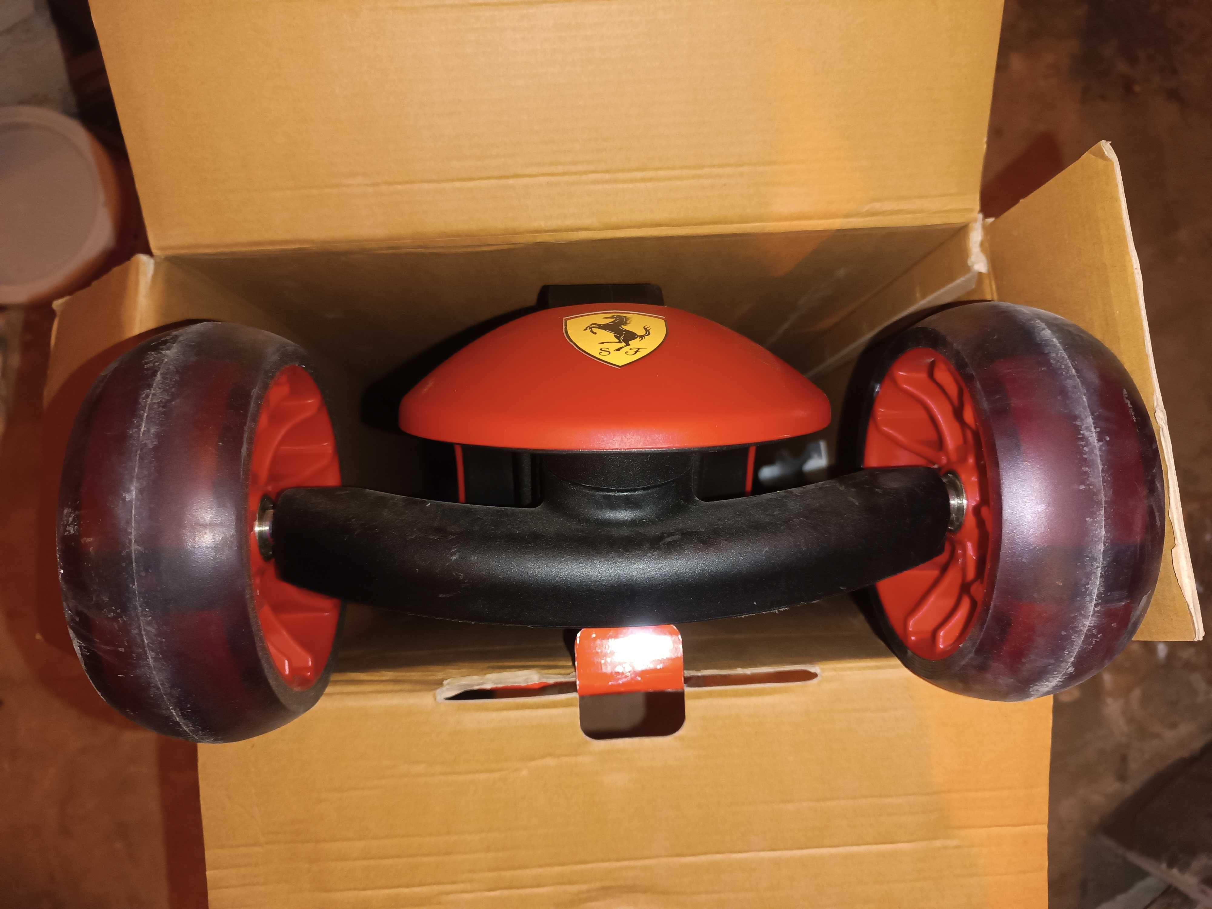 Hulajnoga Ferrari dla dziecka