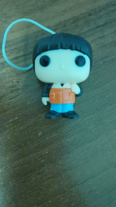 фигурка с киндер джой уилл из очень страние дела