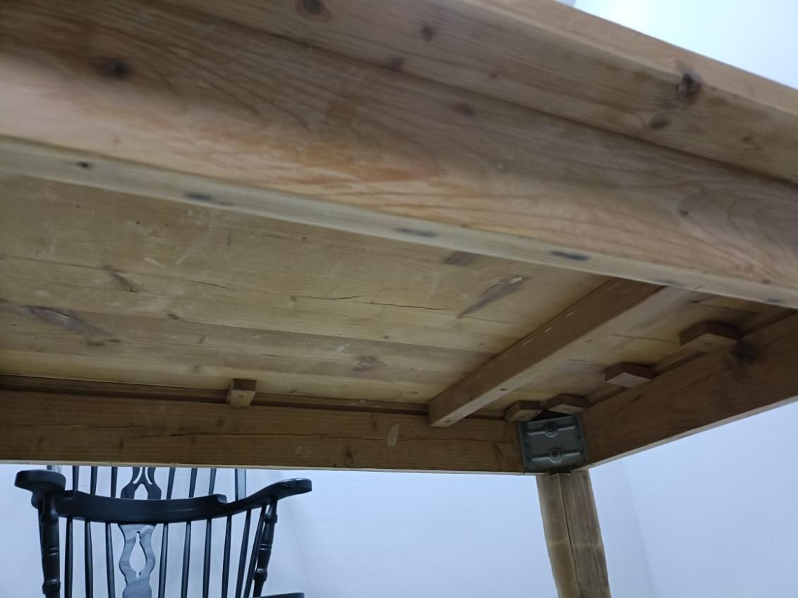 Masywny stół drewniany do restauracji 130/80. 25sztuk