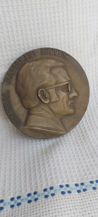 Medalha bronze de Vasco Berardo, 1ª eleição presidencial Ramalho Eanes