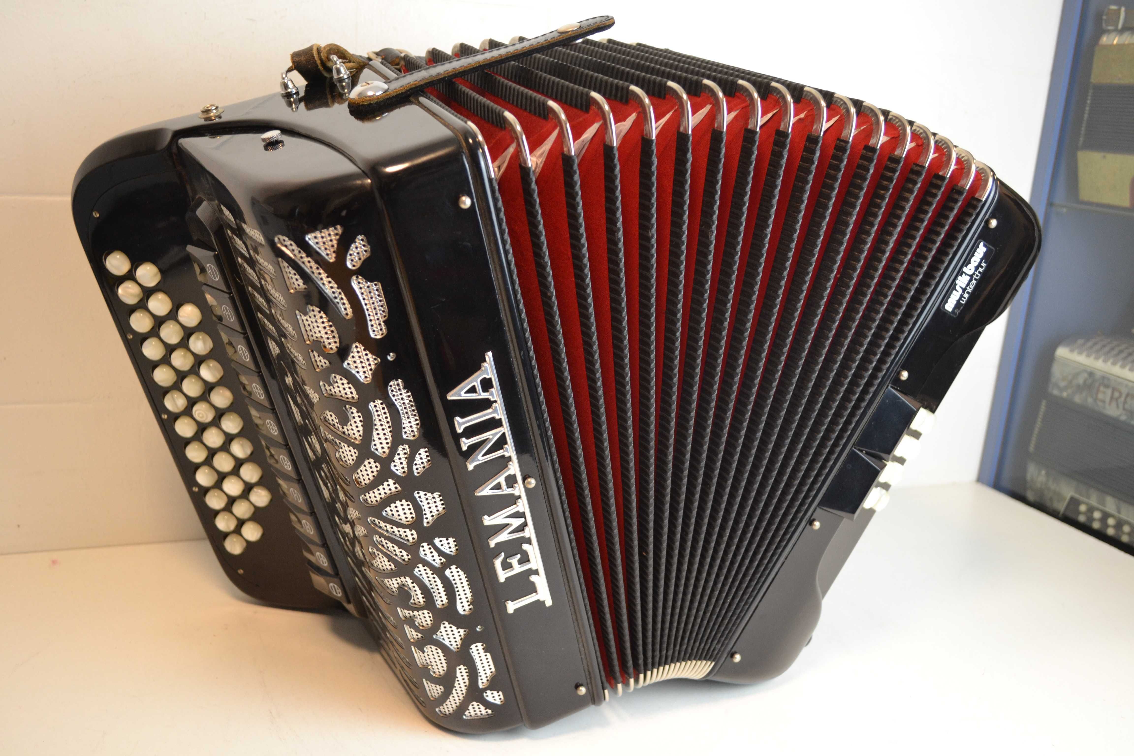 Concertina Lemania 4 Voz Com Mala