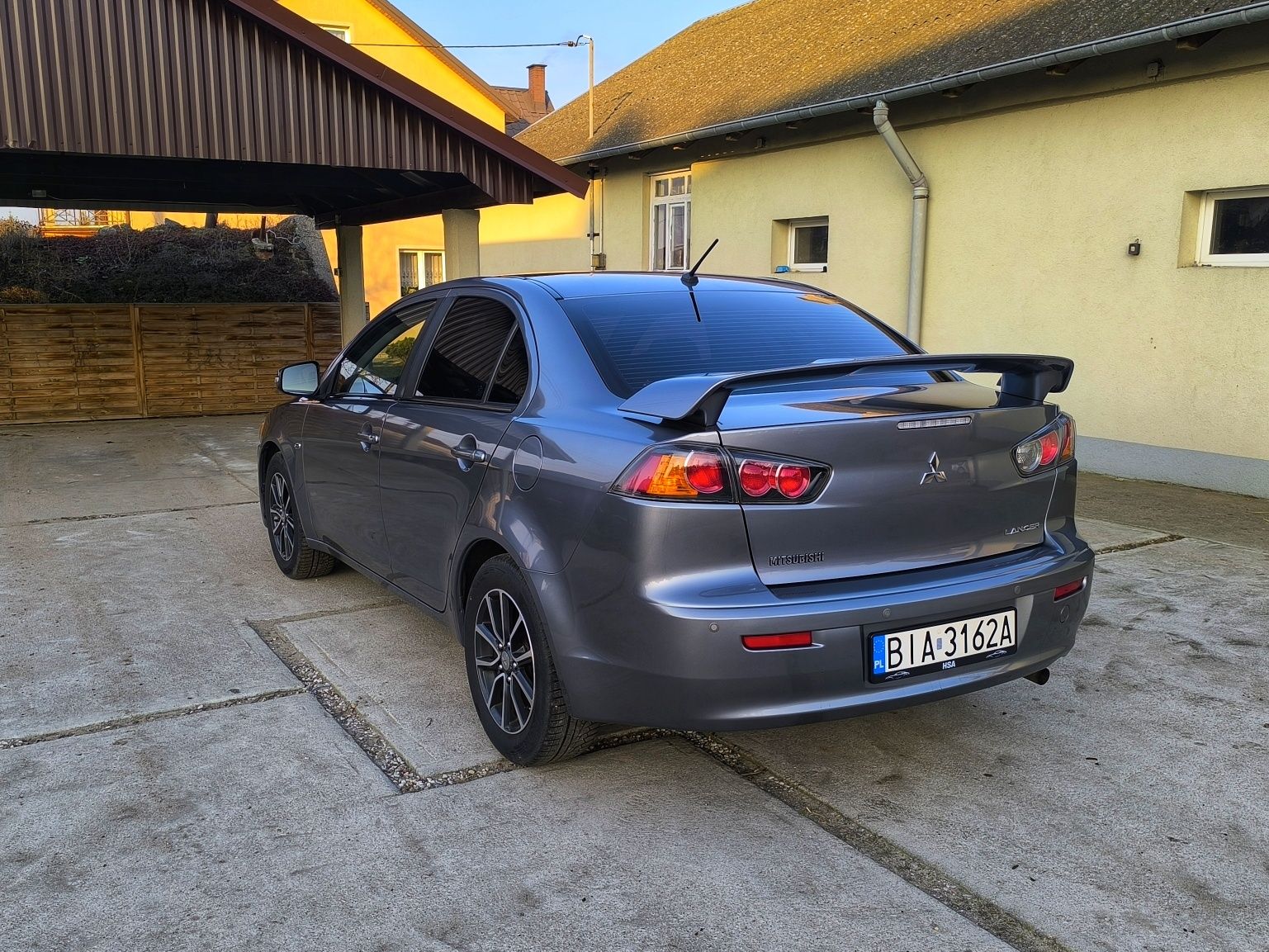 Mitsubishi Lancer