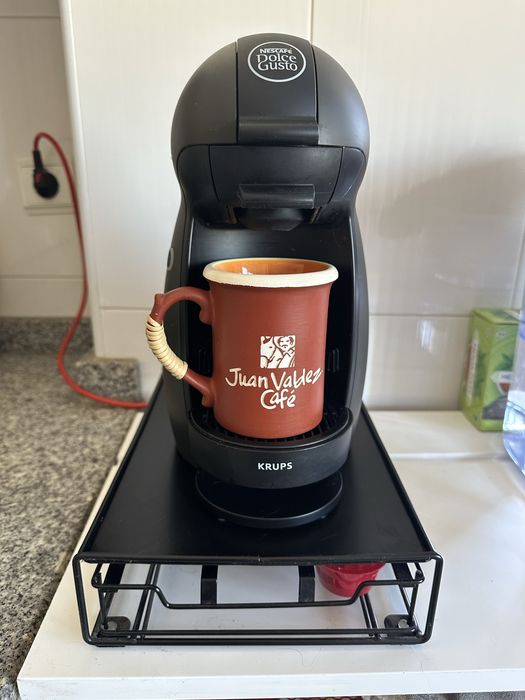 Máquina de café + Porta cápsulas - DOLCE GUSTO