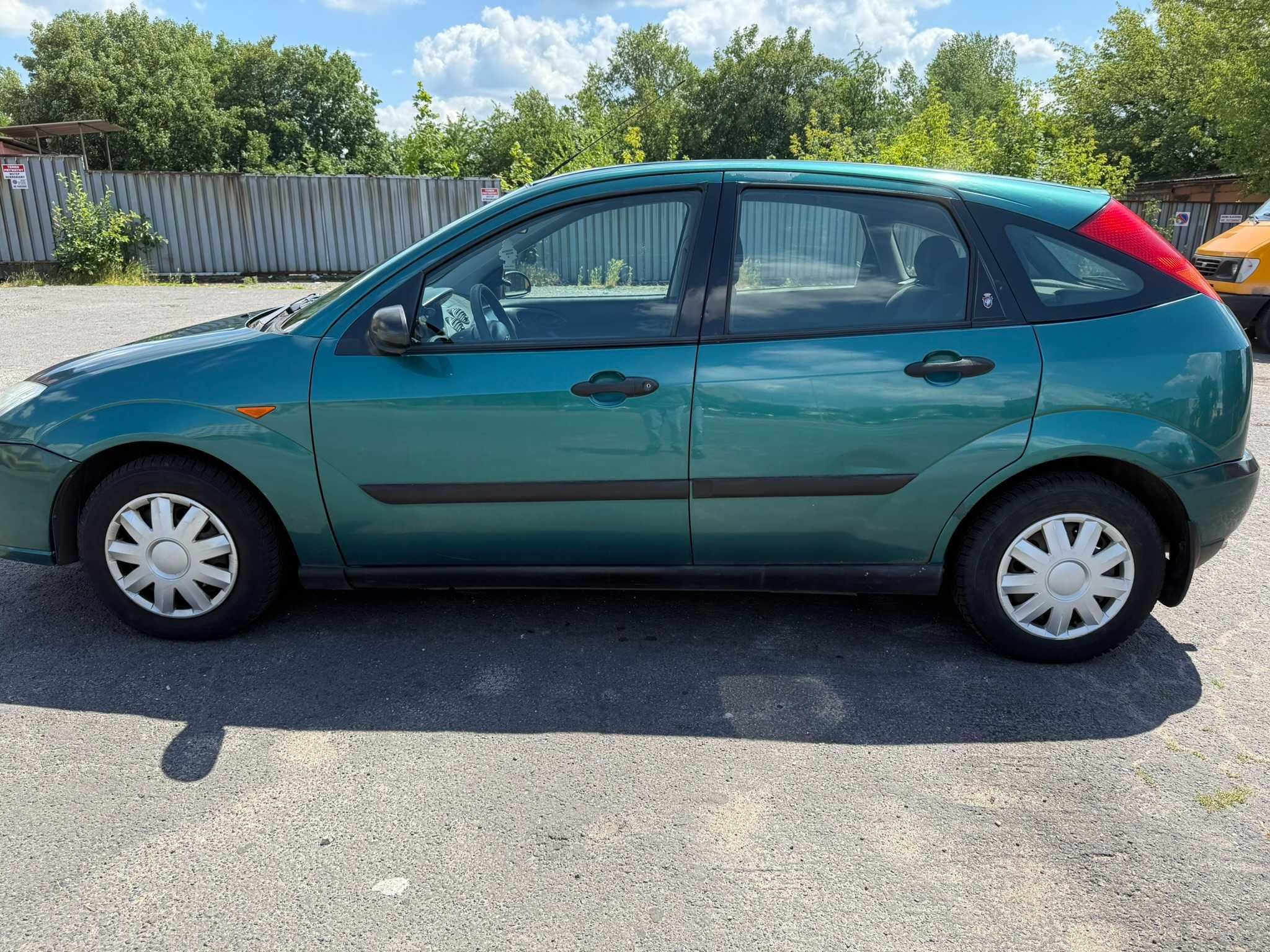 Ford Focus MK1 1.6 Hatchback 1999 - Wersja Ghia