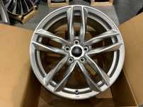 Oryginalne felgi 18 5x112 ET40 Audi A4 B8 B9 A6 C7 C8 Q5 8W0/601025BA