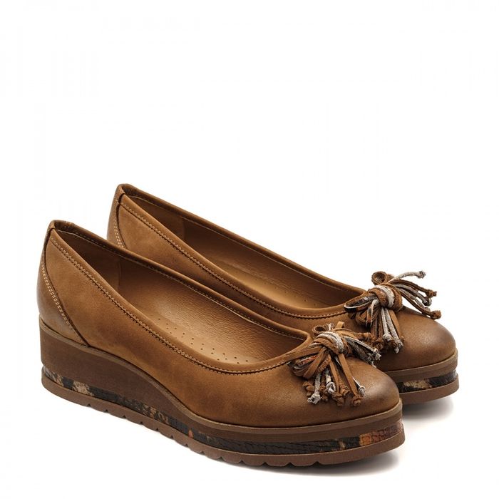 NEŚCIOR botki 38 nubukowe baleriny na ozdobnym koturnie