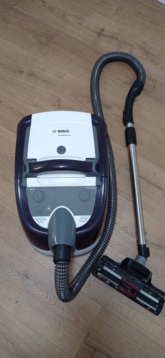 Миючий пилисос Bosch Aqua Wash & Clean