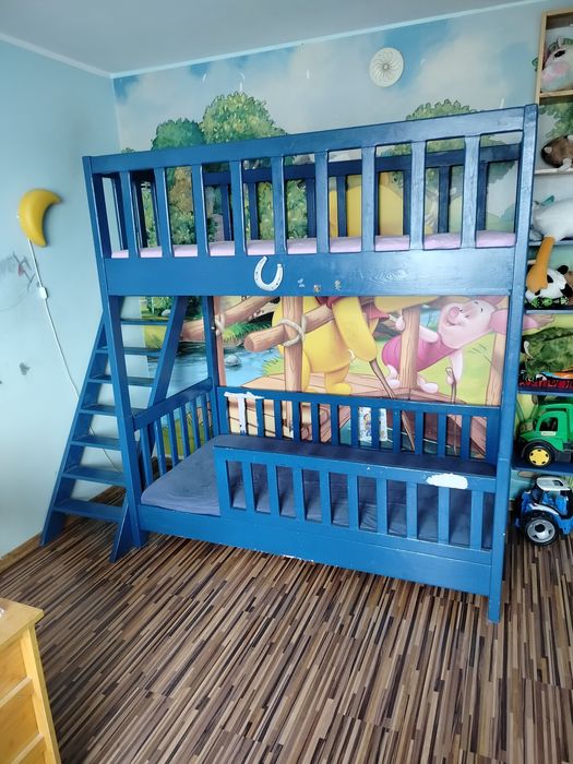 Łóżko piętrowe drewniane