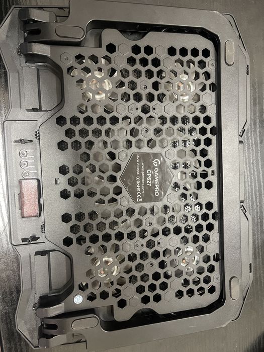 Охлаждающая подставка для ноутбука GamePro CP627 от 13 до  17"